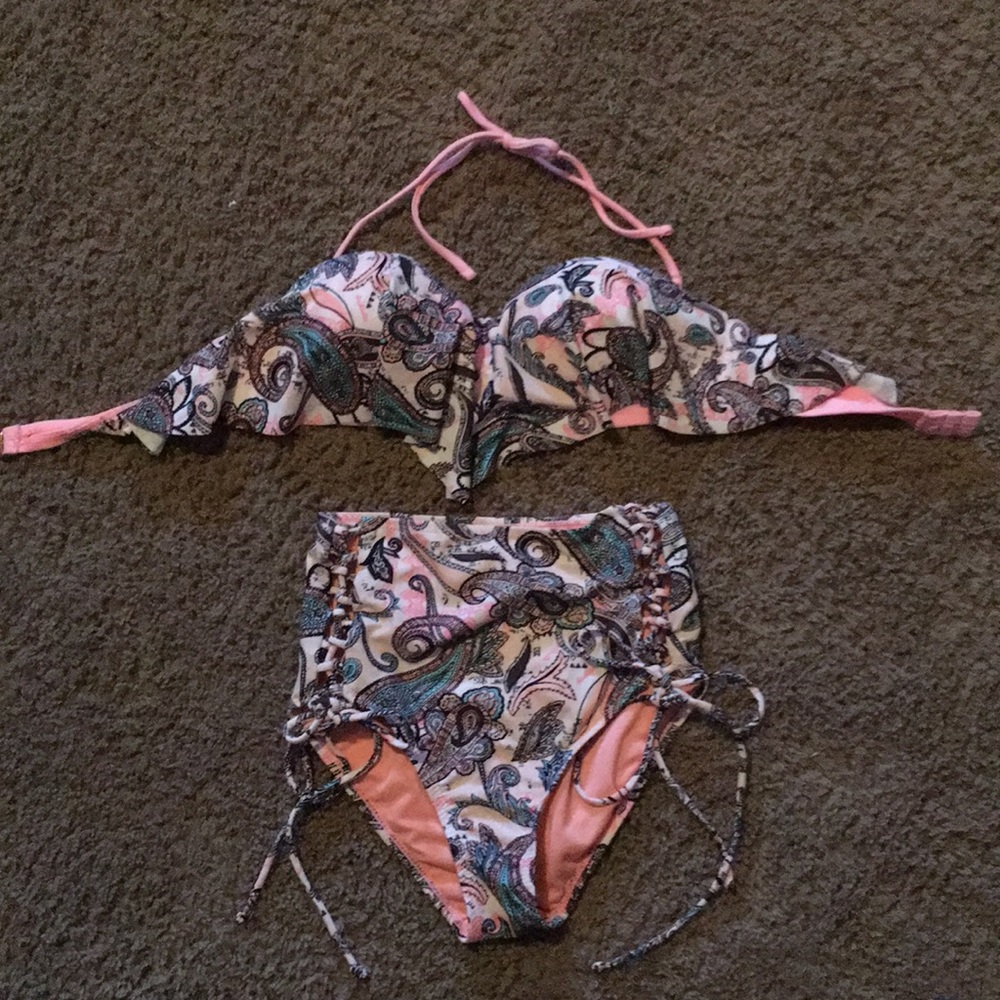 2 pc Rue Bleu print bikini swim suit. Top Sz M Bottom Sz S